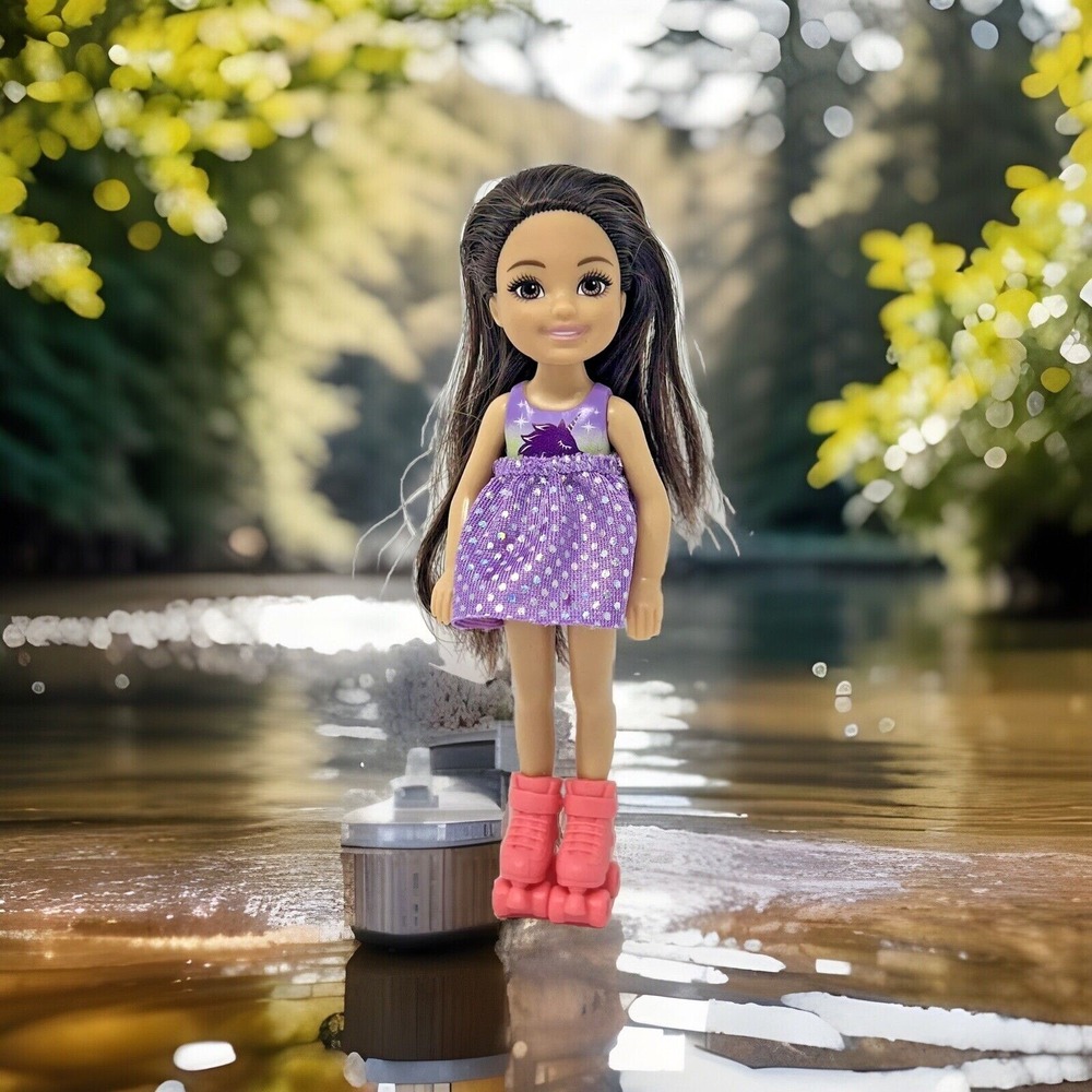 Barbie Tiny Doll w/ Brunette hair Brown Eyes 6" purple skirt &pink Roller skates